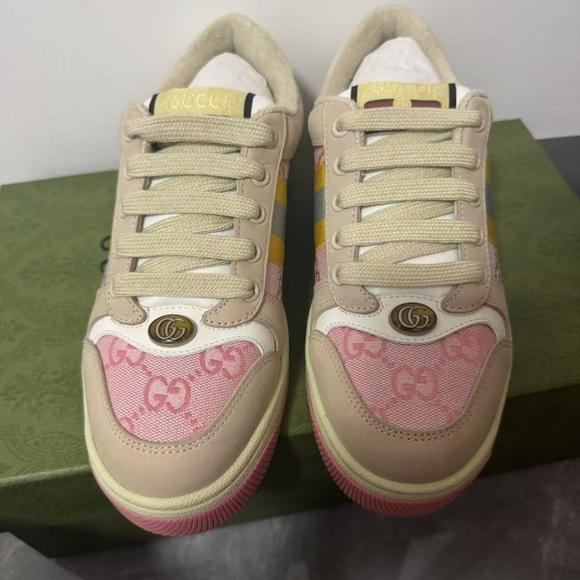 Gucci women's sneakers - Picture 2 of 7